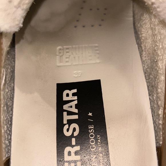 Golden Goose Superstar Sneaker - Picture 7 of 16